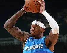 db官网官方注册-密尔沃基雄鹿内部会议纪要流出——赛后主帅复盘；欧冠使命明确；更衣室氛围转暖