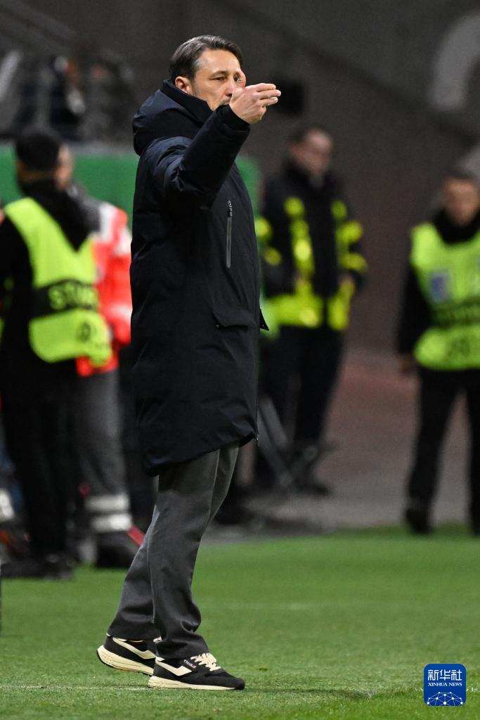 db官网官方注册-德国杯加时末段走向成谜，浙江队队长鼓劲，气氛紧张，身体对抗强度拉满