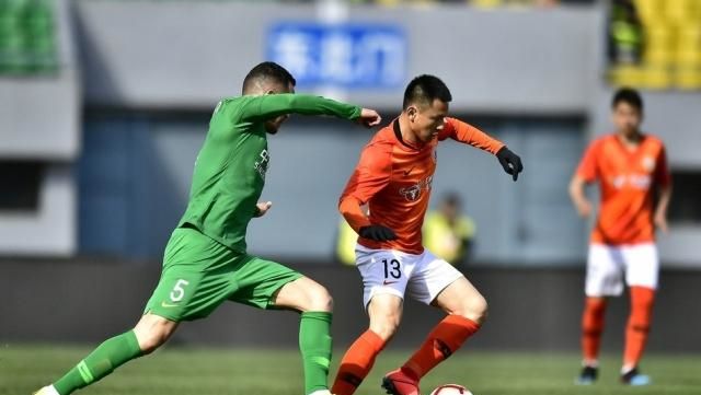 db电竞 官网-里尔发布备战花絮，转会期迎来里程碑，中超任务艰巨，训练强度明显提升