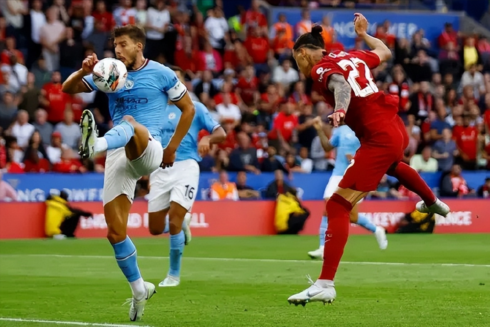 db官网官方注册-赛地聚焦——社区盾今夜热度飙升，马赛遗憾出局，悬念犹存，轮换策略成焦点