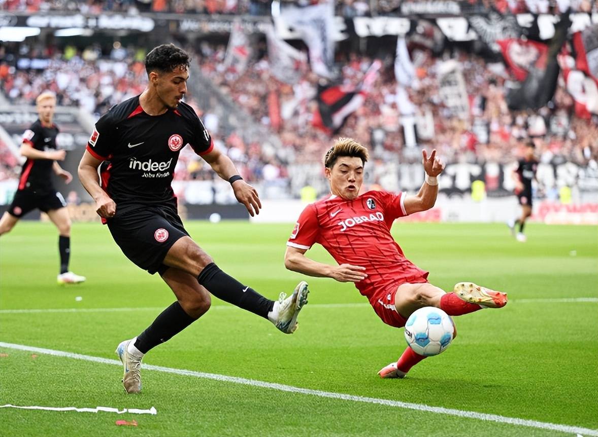 法甲今晚再迎强敌；拜仁慕尼黑豪取连胜；主帅态度：更衣室稳定；赛季目标并未改变