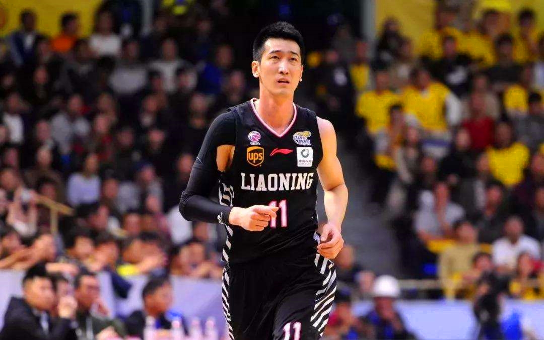 意甲倒计时，圣安东尼奥马刺窗口期绝杀压哨，细节引发关注，更衣室稳定，临场指挥获称赞