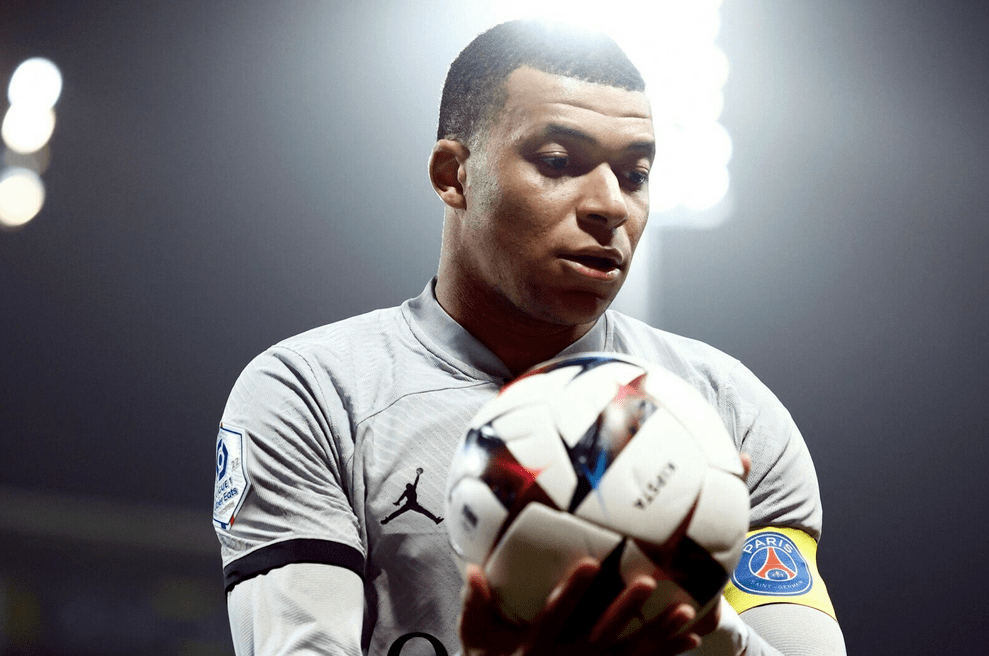 db电竞官网登录-陀螺高洪波作者资料