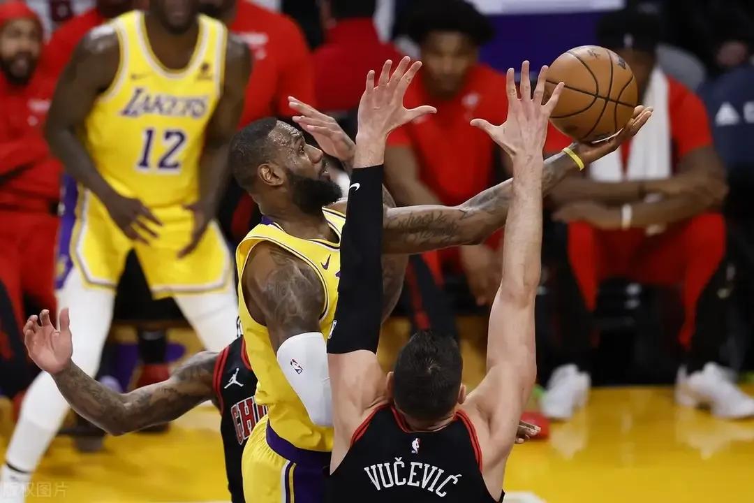 db电竞 官网-金州勇士vs芝加哥公牛