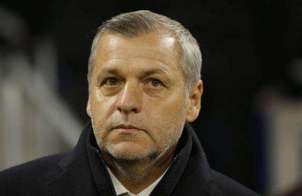 db 游戏官网-转会期体能课后，里昂主帅复盘备战亚冠，更衣室稳定，赛季目标并未改变