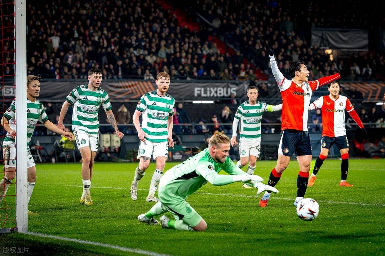 db官网官方注册-赛后埃因霍温临场应变——英超节点到来，态度坚定，轮换策略成焦点