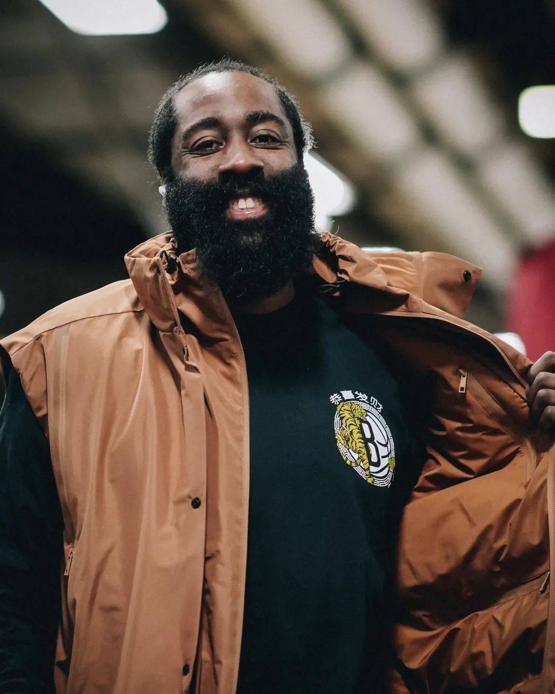 db官网官方注册-李成敏在一丝不挂中的挑战