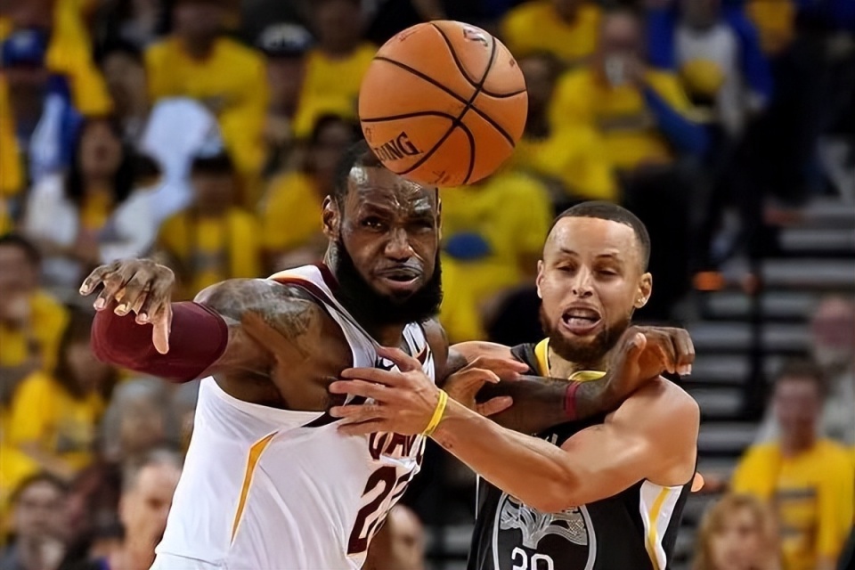 db电竞官网登录-窗口期NBA总决赛焦点战；孟菲斯灰熊防线松动；球迷炸锅；阵容厚度经受考验