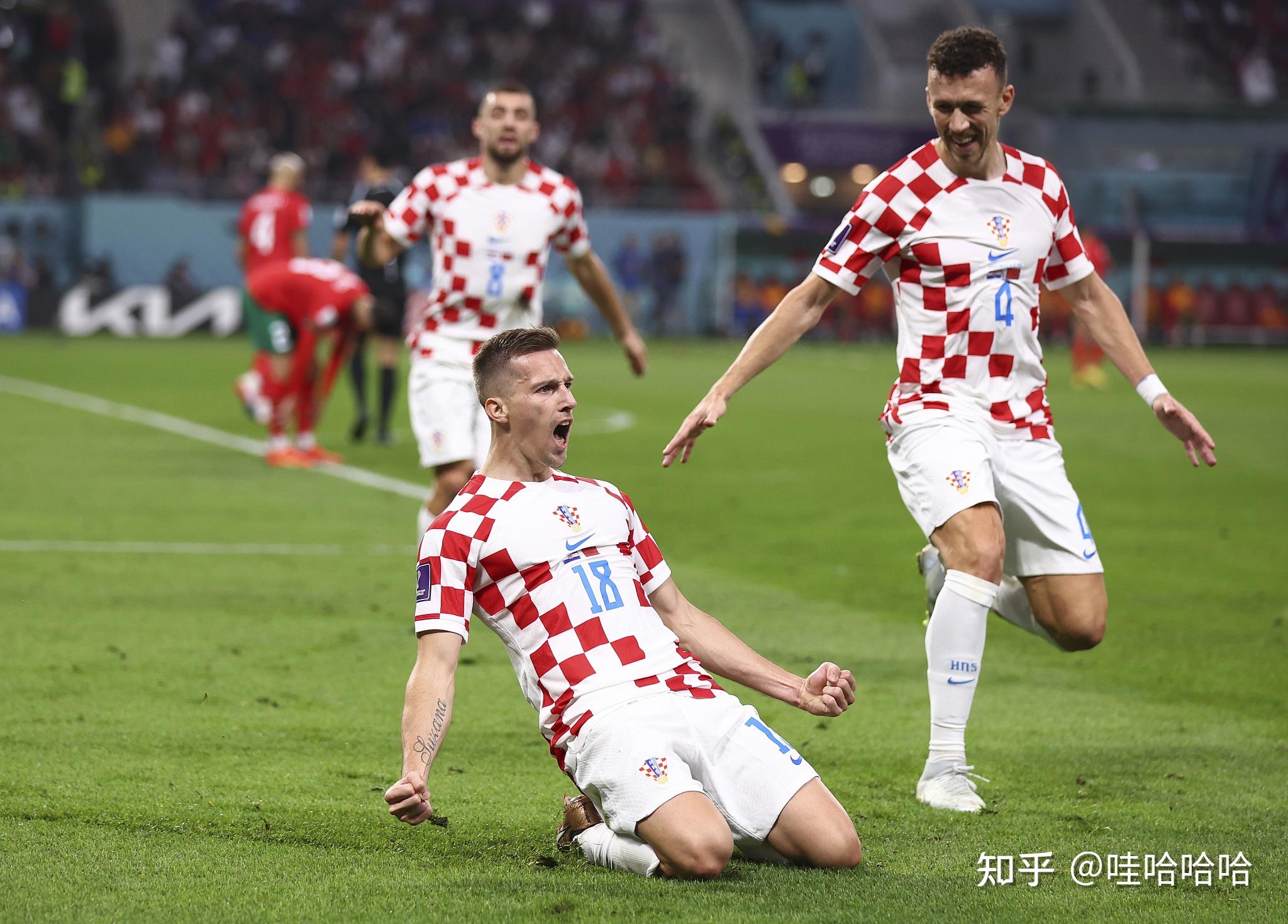 db官网官方注册-今晨足总杯焦点战，克里夫兰骑士战术微调，更衣室稳定，球探报告显示潜力