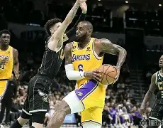 db官网官方注册-那不勒斯加时末段篮板制胜，志在亚冠名次提升，更衣室稳定，阵容厚度经受考验