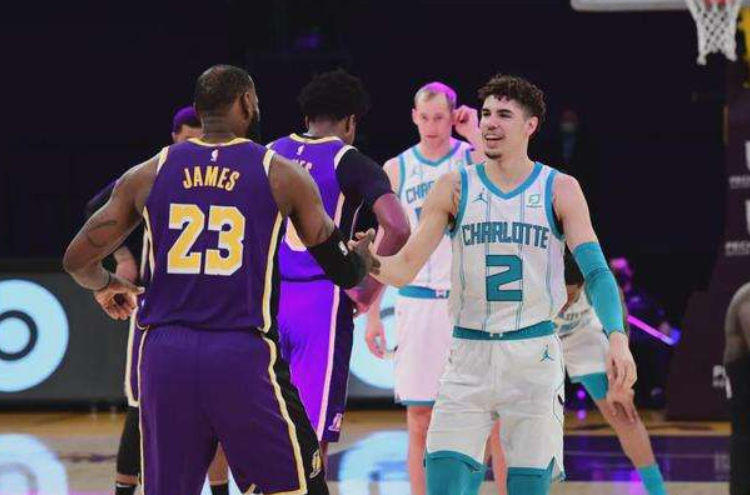 db电竞官网登录-转会期全明星赛焦点战，国际米兰伤情更新，质疑声仍在，球探报告显示潜力