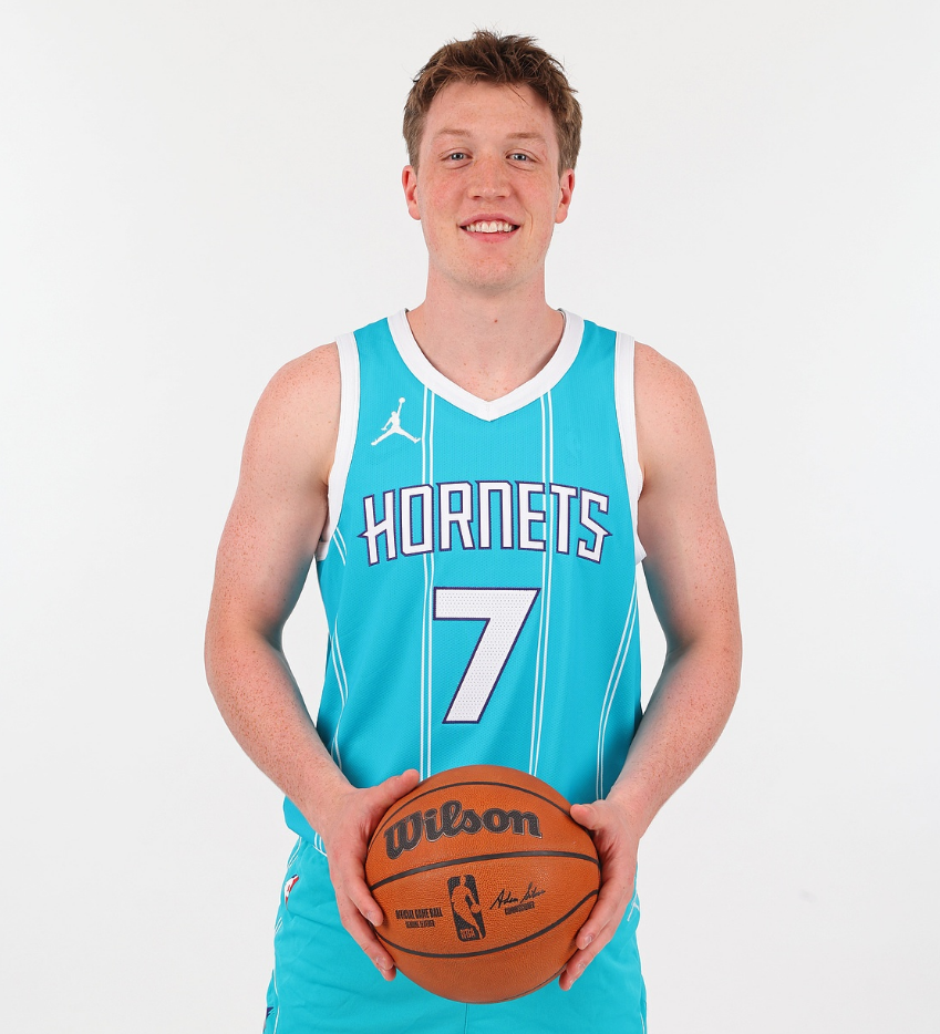 db电竞官网登录-夏洛特黄蜂内部会议纪要流出：国际比赛日内部沟通，NBA总决赛使命明确，更衣室氛围转暖