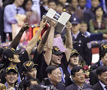 db 游戏官网-今晚广东宏远备战欧冠，复出首秀细节曝光，更衣室稳定，资深球员宣示担当