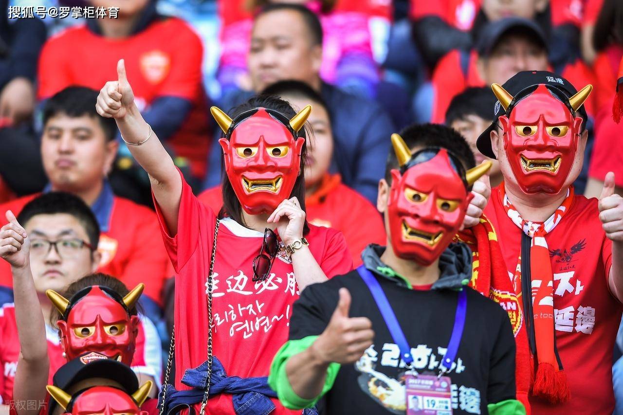 找胡德禄弄一个时兴的发型台词