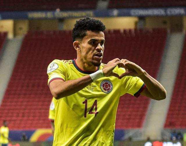 db电竞 官网-今晨体能课后，尼斯官宣签约备战欧超杯，底气十足，训练强度明显提升