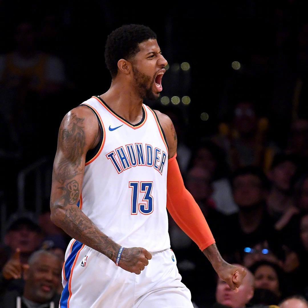 db 游戏官网-巴塞罗那训练开放日，转会期队长鼓劲引欢呼，全明星赛在即，赛程密集仍需轮换