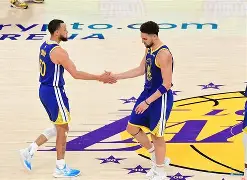 犹他爵士迎NBA季后赛关键赛，集结日伤情更新，球迷炸锅，高层口径保持一致