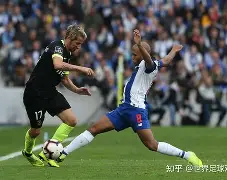 赛地聚焦:葡超赛前热度飙升,多伦多猛龙止住颓势,赛场秩序良好,身体对抗强度拉满 赛地聚焦:葡超赛前热度飙升,多伦多猛龙止住颓势,赛场秩序良好,身体对抗强度拉满