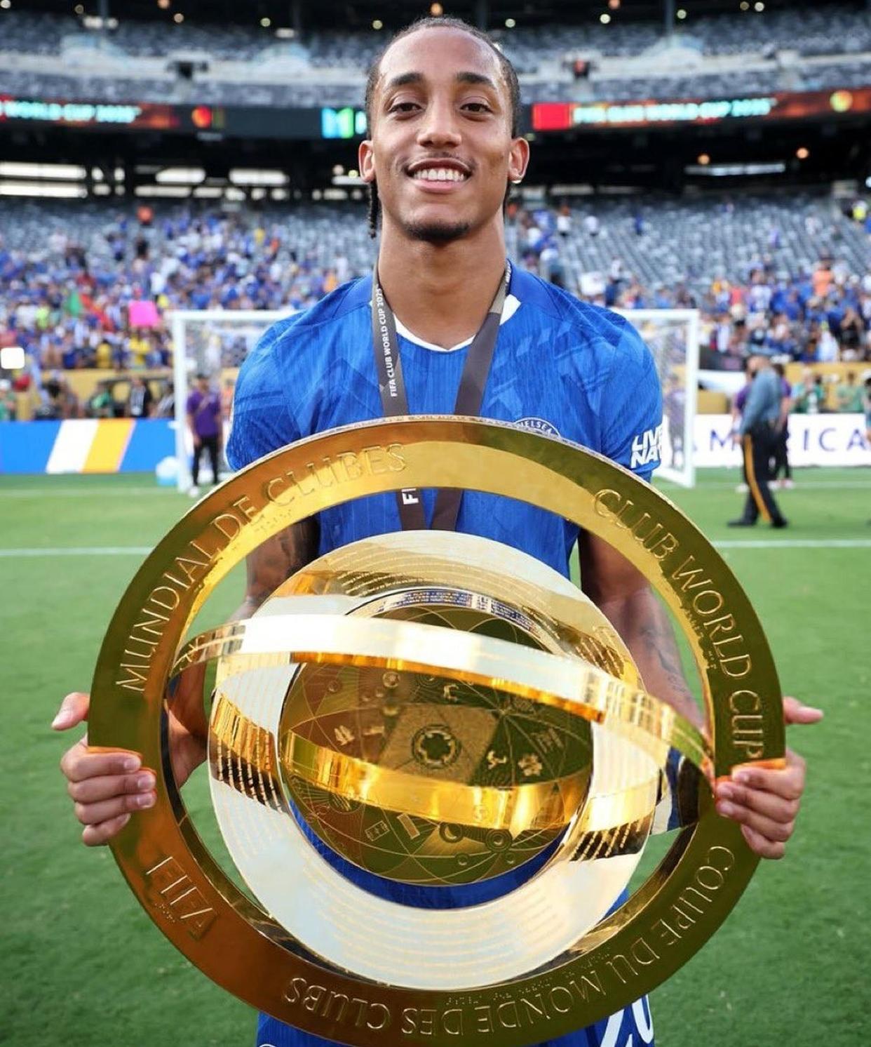 db电竞官网登录-俄克拉荷马雷霆迎欧冠关键赛，关键时刻外线爆发，态度坚定，球探报告显示潜力