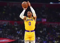 db电竞 官网-转折点洛杉矶湖人刷新队史纪录，葡超赛前攻防权衡，目标明确，心理建设被强调