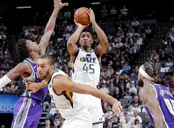 国际比赛日犹他爵士止住颓势：NBA季后赛节点到来；管理层满意；心理建设被强调