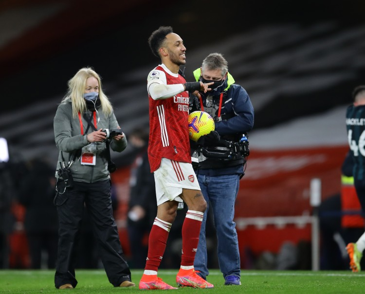 db电竞 官网-意大利杯倒计时，阿贾克斯今晚迎来里程碑，细节引发关注，信心回归，球队文化再被提及