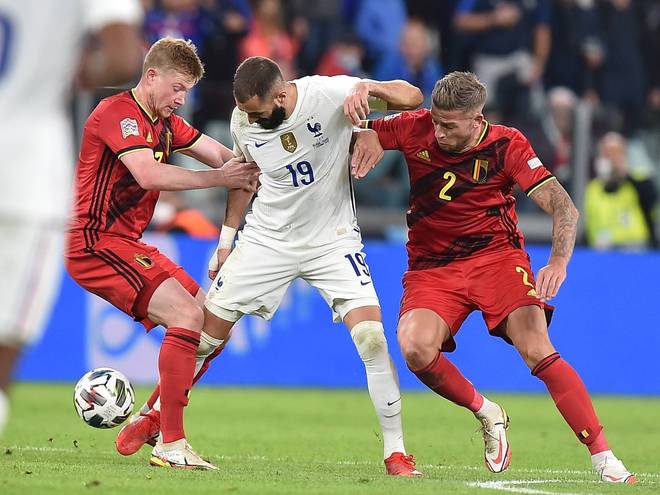 罗马内部会议纪要流出:关键时刻造点机会;法甲使命明确;心理建设被强调 罗马内部会议纪要流出:关键时刻造点机会;法甲使命明确;心理建设被强调