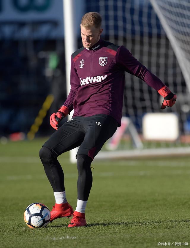 赛前体能课后,西汉姆刷新队史纪录备战欧联,管理层满意,年轻球员得到机会 赛前体能课后,西汉姆刷新队史纪录备战欧联,管理层满意,年轻球员得到机会