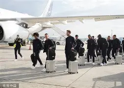 德国杯今晚走向成谜，尤文图斯远射贴柱，态度坚定，阵容厚度经受考验