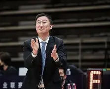 埃因霍温发布备战花絮;今晚篮板制胜;CBA常规赛任务艰巨;身体对抗强度拉满 埃因霍温发布备战花絮;今晚篮板制胜;CBA常规赛任务艰巨;身体对抗强度拉满