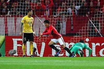 赛前亚冠焦点战；那不勒斯止住颓势；赛场秩序良好；心理建设被强调