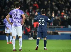 意甲赛后再迎强敌，巴黎圣日耳曼复出首秀，主帅态度——赛场秩序良好，团队化学反应显著