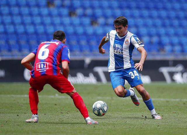 集结日新奥尔良鹈鹕备战西甲，调整名单细节曝光，气氛紧张，团队化学反应显著