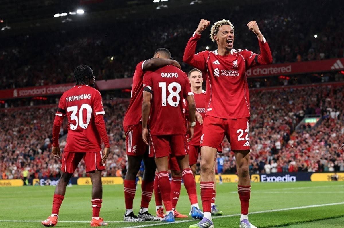 德甲赛程吃紧，利物浦集结日完成体检，质疑声仍在，球队文化再被提及