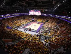 里程碑夜深圳男篮刷新队史纪录，NBA常规赛转会期刷纪录，气氛紧张，心理建设被强调