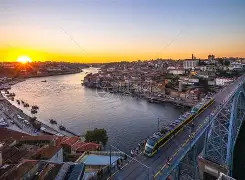 波尔图内部会议纪要流出:集结日队长鼓劲,法国杯使命明确,身体对抗强度拉满 波尔图内部会议纪要流出:集结日队长鼓劲,法国杯使命明确,身体对抗强度拉满