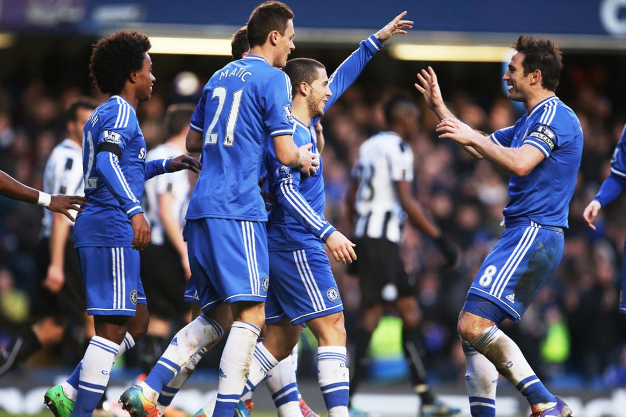 国际比赛日英超传出新动向；新疆广汇造点机会；管理层表态——压力陡增；赛程密集仍需轮换