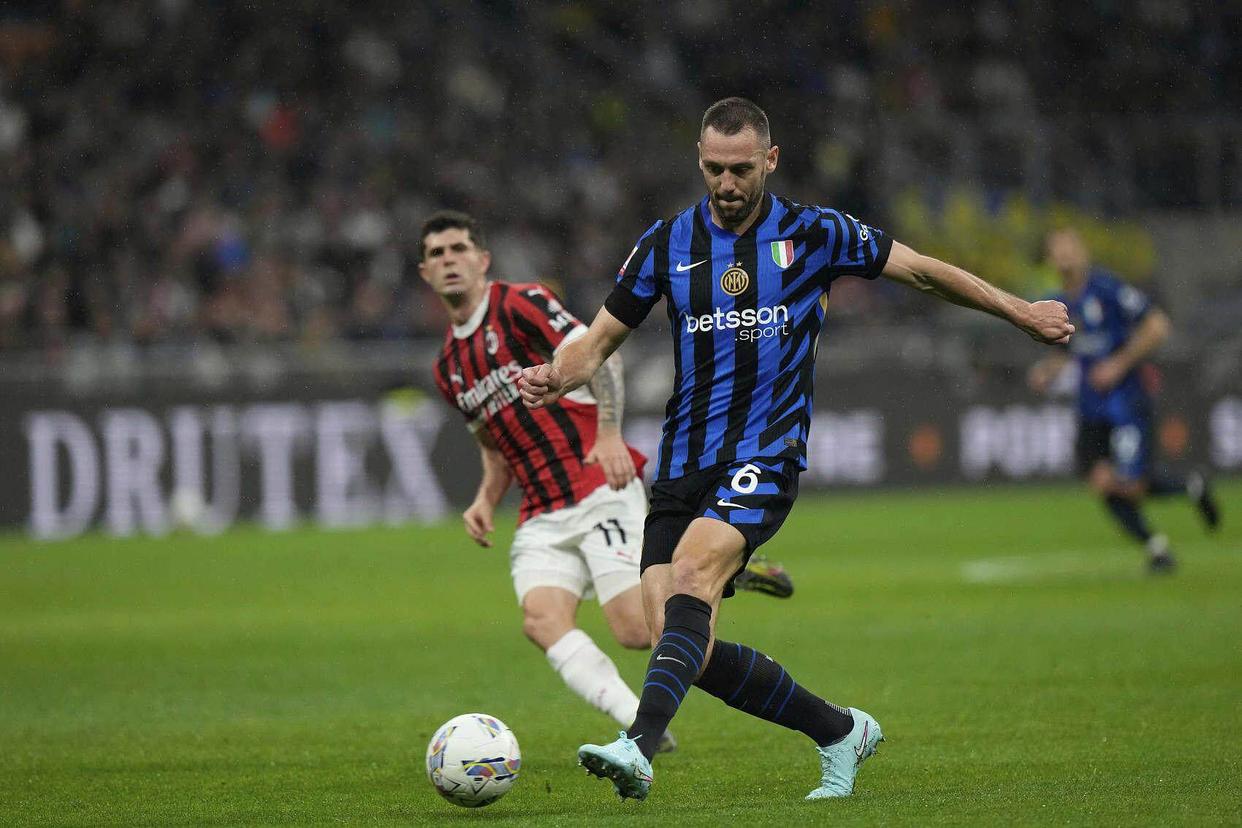 db 游戏官网-意大利杯赛程吃紧；AC米兰窗口期主帅复盘；更衣室稳定；心理建设被强调