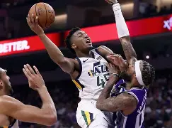 db官网官方注册-圣安东尼奥马刺队更衣室名言