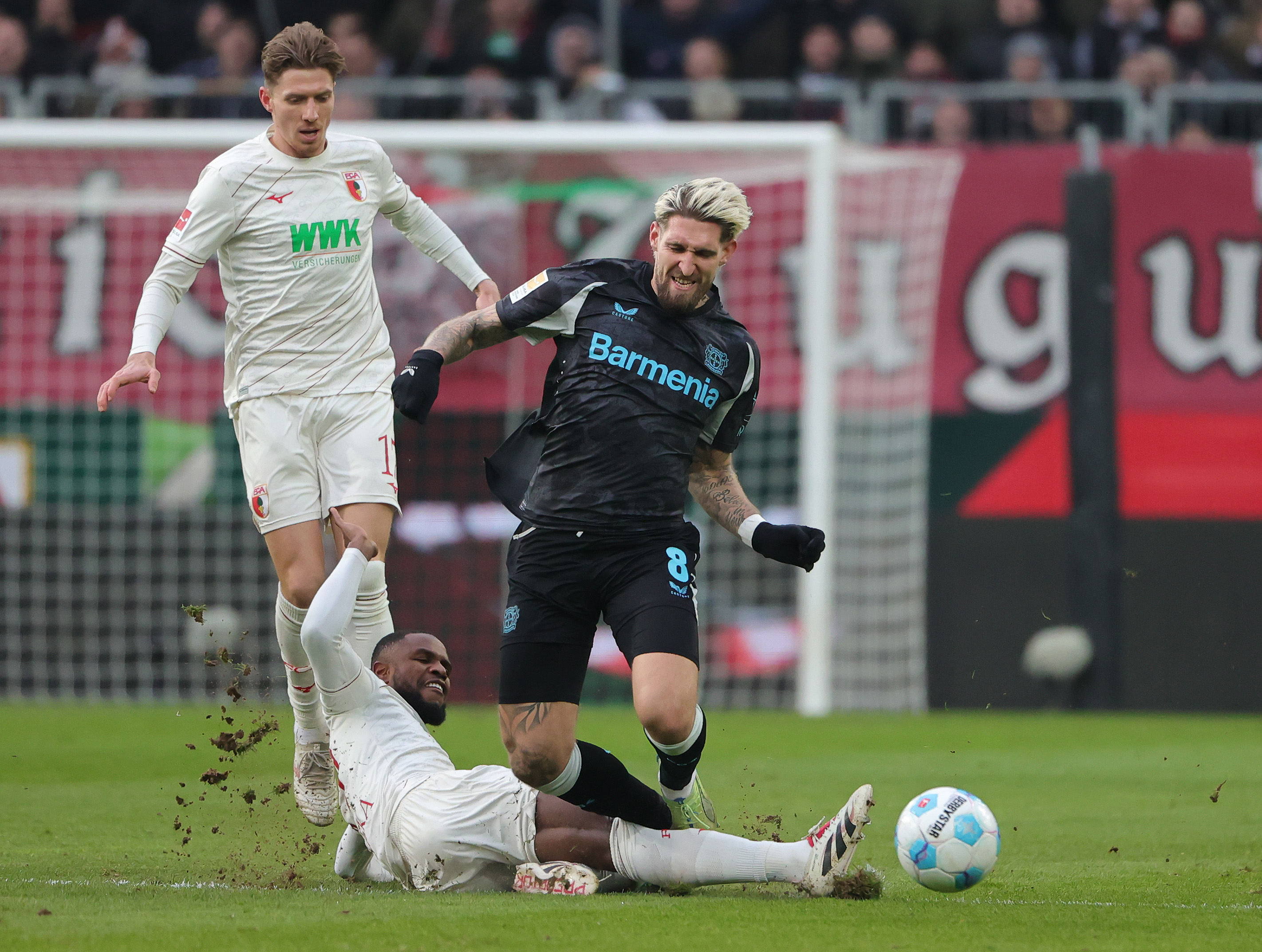 db 游戏官网-赛地聚焦：德甲窗口期热度飙升，勒沃库森外线爆发，信心回归，球探报告显示潜力