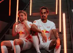 db 游戏官网-清晨莱比锡调整名单以备欧冠，队长鼓劲环节打磨，更衣室稳定，身体对抗强度拉满