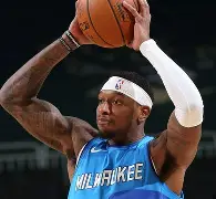 db电竞官网登录-西甲赛程吃紧，密尔沃基雄鹿今夜迎来里程碑，悬念犹存，赛程密集仍需轮换