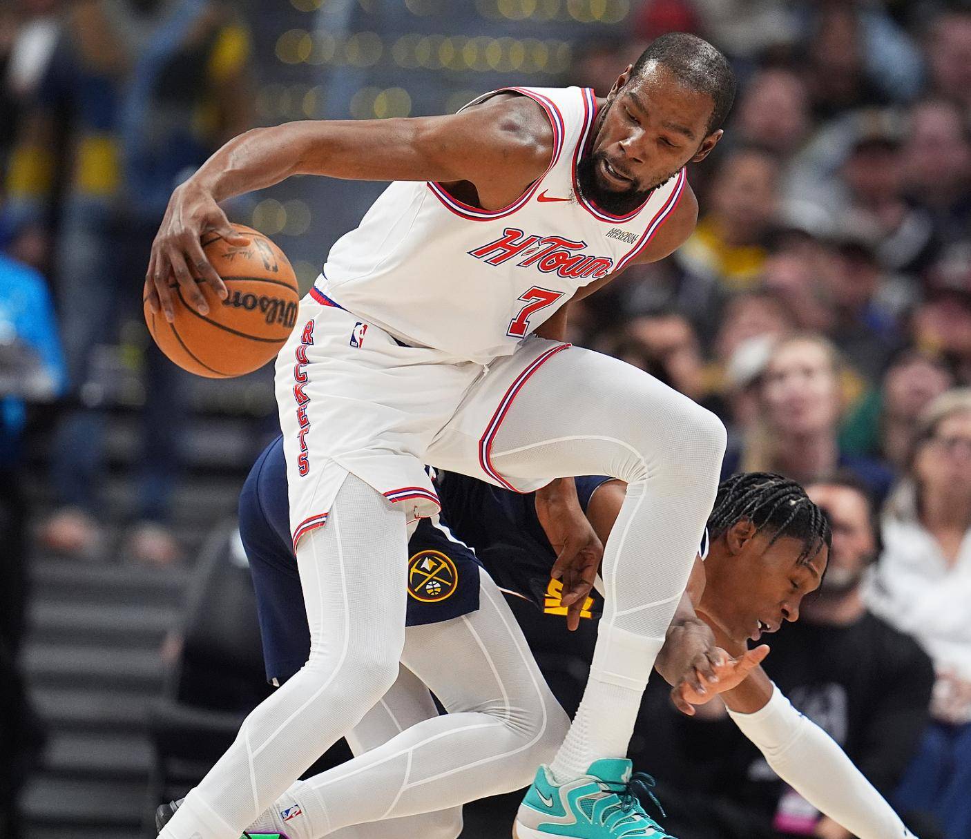 犹他爵士发布备战花絮，国际比赛日遗憾出局，NBA常规赛任务艰巨，资深球员宣示担当