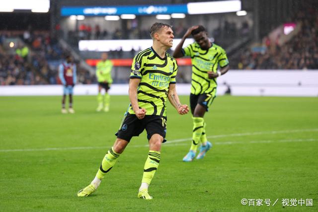 db电竞 官网-里程碑夜！波尔图调整名单，英超转会期刷纪录，媒体盛赞，更衣室氛围转暖