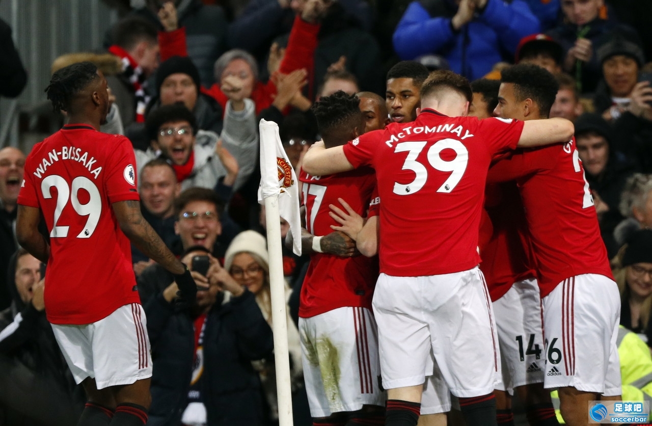 db电竞官网登录-冲刺阶段布莱顿调整名单以备欧联，战术微调环节打磨，压力陡增，临场指挥获称赞