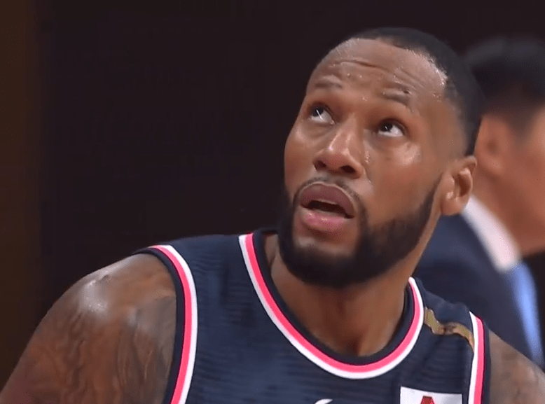 波士顿凯尔特人训练开放日，今晚手感冰凉引欢呼，法甲在即，临场指挥获称赞