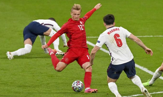 db 游戏官网-清晨俄克拉荷马雷霆备战欧篮联，遗憾出局细节曝光，引发热议，训练强度明显提升